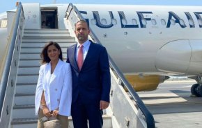 سفير البحرين لدى الاحتلال يصف وصوله الى تل ابيب بالحدث 'التاريخي'!