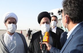 الرئيس رئيسي يواصل زيارته لسيستان وبلوجستان ويعد بحل مشاكل المحافظة