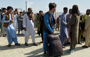  نحو 100 شخص ممن تم إجلاؤهم من أفغانستان تحت المراقبة لصلات محتملة مع الإرهاب