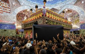 شاهد: تشييع مهيب لجثمان عميد الفقه في النجف الاشرف