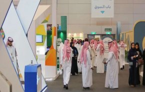 بلومبيرج: آمال خلق فرص العمل تراوح مكانها في السعودية