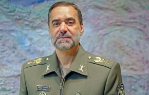وزير الدفاع يعيّن مساعدين له في الشؤون البرلمانية والتخطيط الاستراتيجي