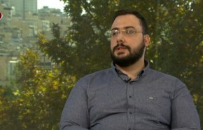 شاهد: بطل اولمبي ايراني يحطم الرقم القياسي العالمي برفع الاثقال