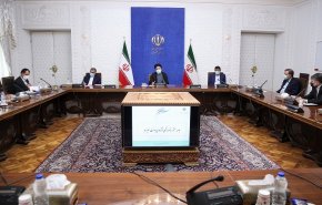 رئيسي يدعو لتغيير النهج من الواردات إلى الصادرات غير النفطية