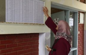 شاهد.. حملة انتخابية باردة بسبب الجائحة، وتبادل اتهامات بشراء الأصوات