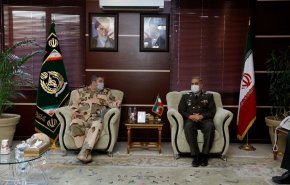 وزير الدفاع الإيراني يؤكد على تطوير قوة الدفاع المدني في البلاد