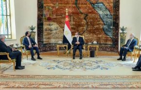 السيسي: مصر ستدعم العراق لاستعادة مكانته التاريخية ودوره العربي
