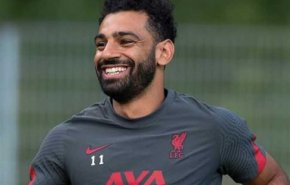 صور 'ليست فوتوشوب'.. عضلة 'محمد صلاح' تثير حيرة المتابعين!
