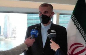 شاهد.. وزير الخارجية الايراني يصل الی نيويورك