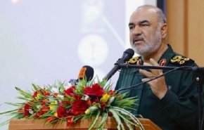 اللواء سلامي: العدو فشل في حصاره الاقتصادي ضد الشعب الايراني