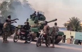 شاهد.. ماذا يجري في السودان بعد فشل محاولة الانقلاب؟