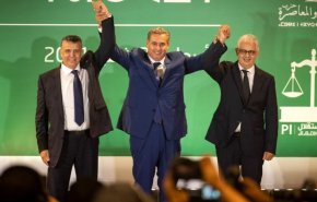 رئيس الحكومة المغربي المكلف يعلن تشكيل ائتلاف من ثلاثة أحزاب