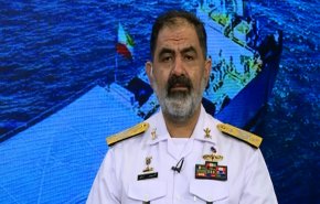 الادميرال ايراني: القوة البحرية قوة استراتيجية تدافع عن البلاد ما وراء الحدود