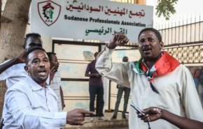 السودان..قوى التغيير وتجمع المهنيين يحذرون 'العسكر'
