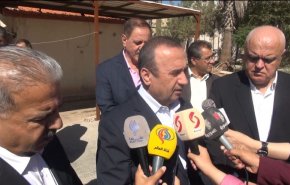 كاميرا العالم ترصد زيارة وفد حكومي لدرعا، ما مهمته؟