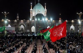 العتبة الرضوية المقدسة تكتسي حزنا بيوم الأربعين الحسيني