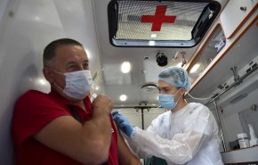دراسة: هل یمکن تلقي لقاح كورونا بالتزامن مع لقاح الإنفلونزا؟