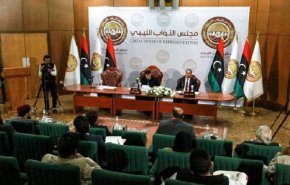 مجلس النواب الليبي يوجه دعوة للأطراف السياسية بعد إقرار قانوني الرئاسة والبرلمان