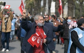 حزب العمال التونسي يحشد في شارع الحبيب بورقيبة وينتقد سعيّد