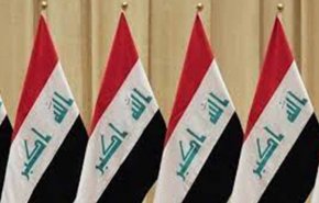 بالصور.. أحفاد السيد الحكيم يرافقونه بزي موحد في العملية الانتخابية