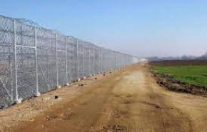 اليونان تنشر قوات إضافية عند حدود تركيا
