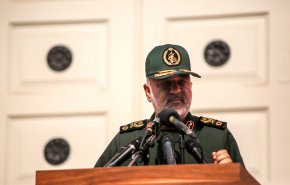اللواء سلامي: اقتدار الدفاع الجوي الايراني يضاهي مثيله لدى القوى المتقدمة 