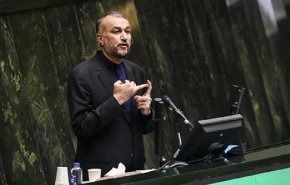 أميرعبداللهيان في اجتماع مغلق مع نواب مجلس الشورى الإسلامي