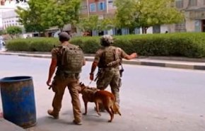 شاهد.. صور يمنية تظهر غباء اميركي في حضر موت