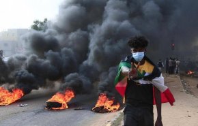 دول عربية تشدد على استقرار السودان وتدعو لتفادي التصعيد

