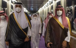أمير قطر يلتقي ولي العهد السعودي في الرياض