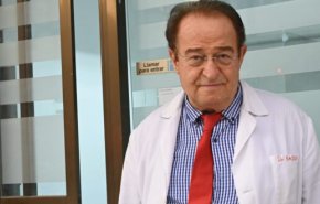 بطريقة جديدة.. طبيب سوري ينجح في علاج متلازمة 'التهاب العضلات الليفي' في إسبانيا
