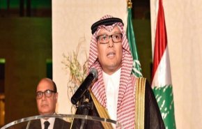  السفير السعودي لدى لبنان يعود إلى المملكة

