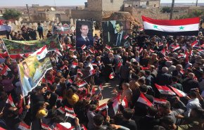 شاهد بالصور.. تجمع جماهيري في بلدة الزيارة بريف حلب الشمالي الغربي