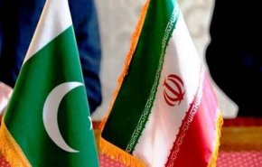 إيران وباكستان توقعان مذكرة تفاهم لإقامة معرض
