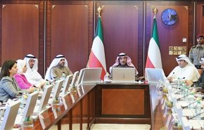 الحكومة الكويتية على وشك الإستقالة قبيل العفو الأميري