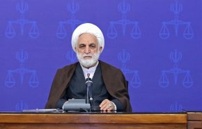 گاهی آثار فساد سیاسی و فرهنگی کمتر از فساد اقتصادی نیست