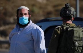 مستوطنون ينصبون خيمة في مسافر يطا جنوب الخليل بالضفة المحتلة 