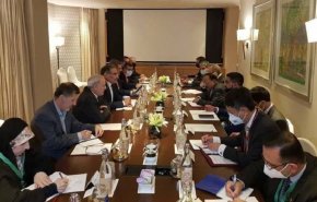 شمخاني يؤكد لنظيره الهندي ضرورة الإسراع في التدشين الكامل لميناء جابهار
