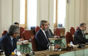 باقري: لن نفاوض أحدا حول ترسانتنا الدفاعية

