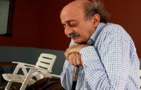  سخرية رواد التواصل من كلام وليد جنبلاط بشأن حزب الله