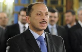 أبرز داعمي الرئيس التونسي يدعو لإسقاطه