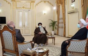 ايران.. رؤساء السلطات الثلاث يؤكدون السعي لتحسين مستوى معيشة الشعب