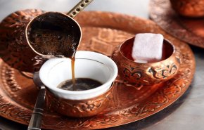 لا تشرب القهوة على الريق.. والسبب لن تتخیله!
