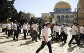 الخارجية الفلسطينية تحذر من دعوات بالكنيست لارغام المدارس على اقتحام الأقصى