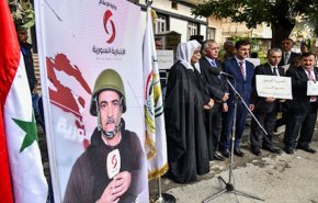 وقفة تضامنية لاتحاد الصحفيين السوريين مع الصحفي محمد الصغير