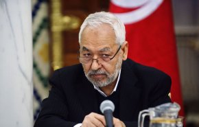 الغنوشي: قرارات سعيد قد تكون بداية لحكم عسكري مقنع