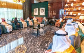 ولي عهد البحرين يلتقي مستشار الأمن الاسرائيلي في المنامة