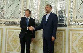 رافائيل غروسي يلتقي في طهران بوزير الخارجية الإيراني