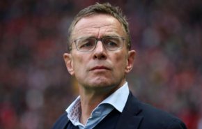 رانجنيك يصل إنجلترا من أجل تولي تدريب مانشستر يونايتد