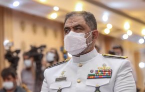 قائد البحرية للجيش: نستخدم احدث التقنيات في صنع الغواصات والمدمرات